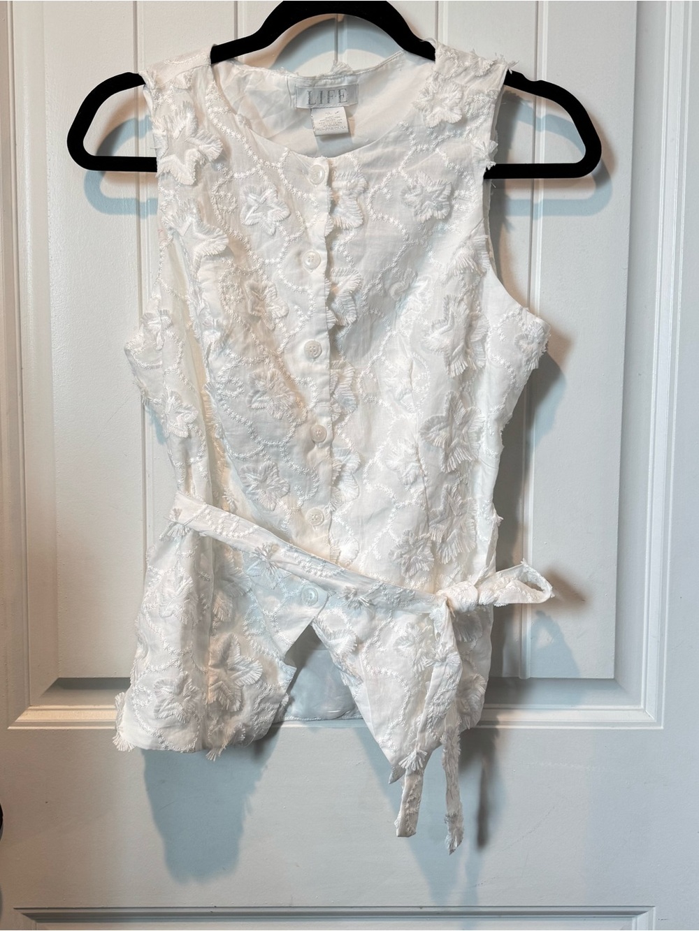 Sleeveless White Floral Embroidered Button-Front Top with Self-Tie Waist